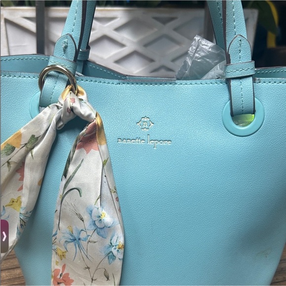 Nanette Lepore Light Blue Tote - Picture 4 of 7